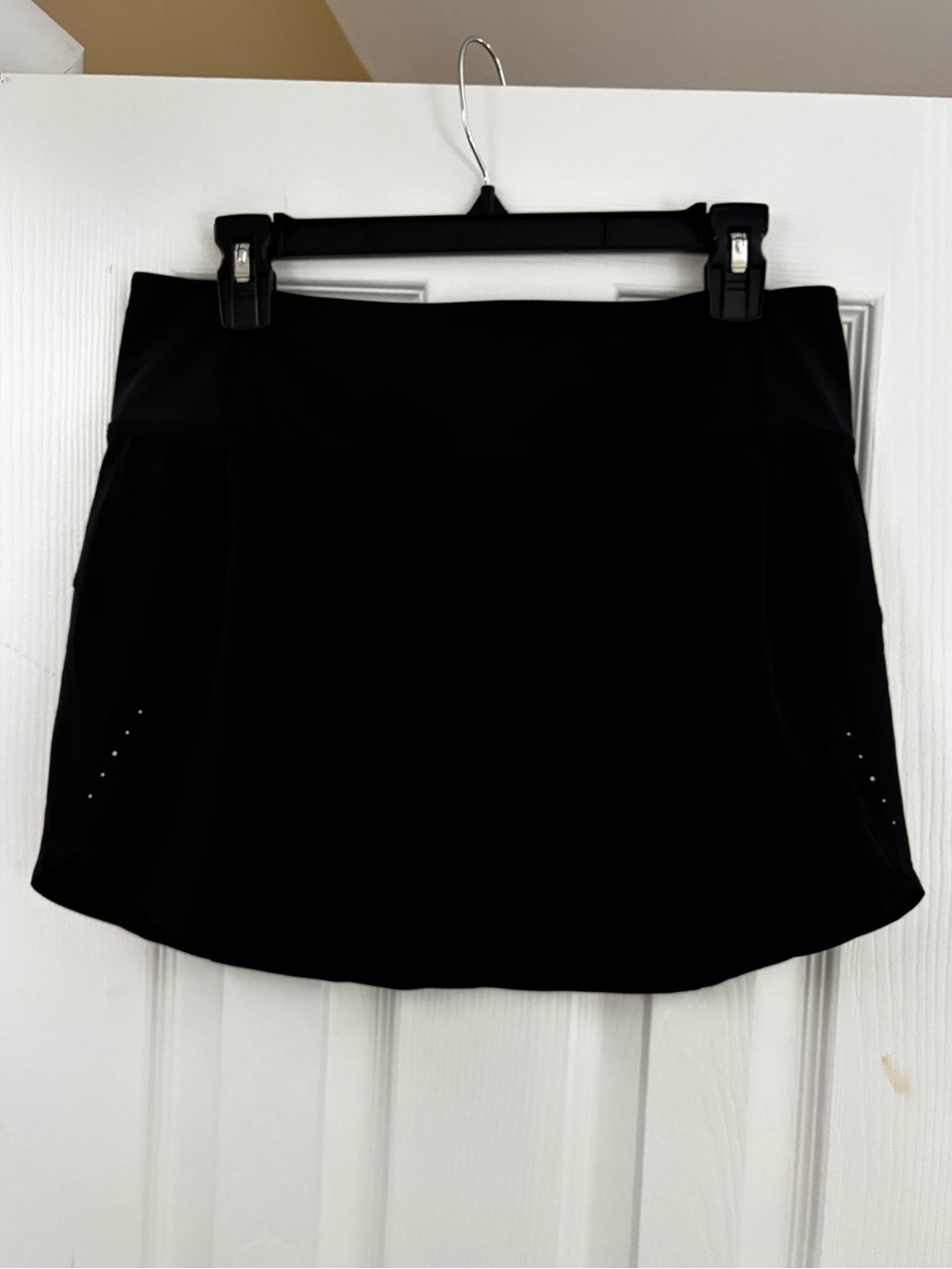 Athleta M Run with It 14” skort